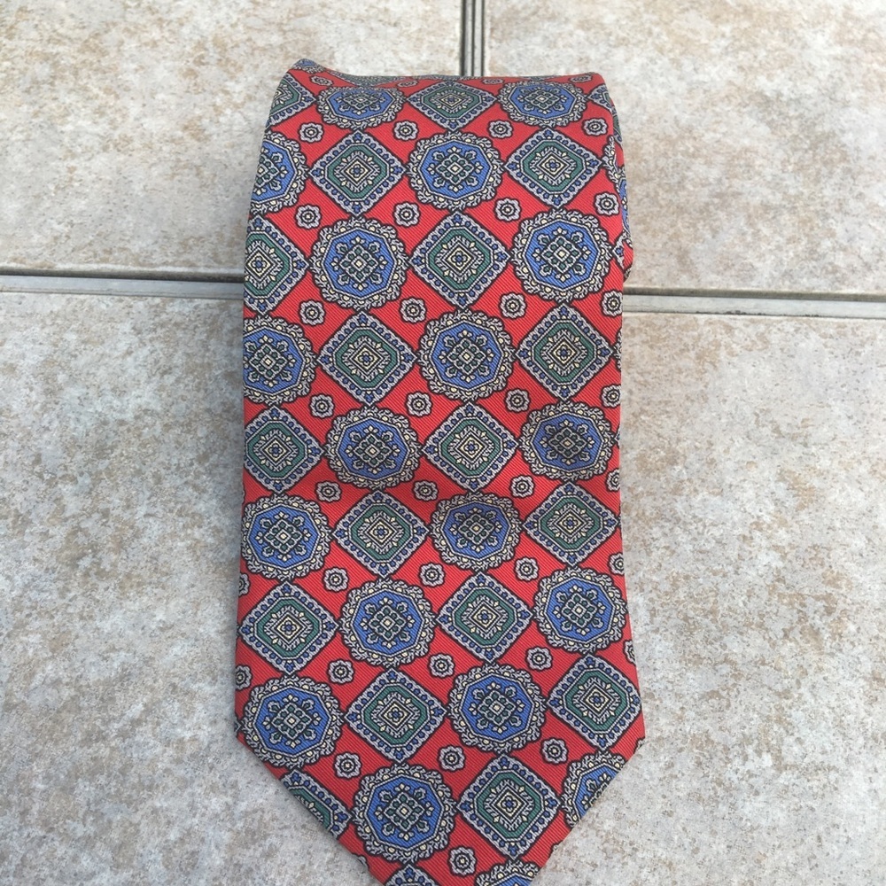 Burberry’s tie